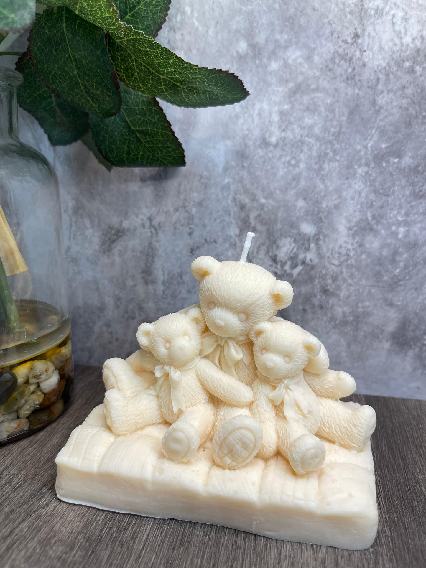 A Beary love Candle