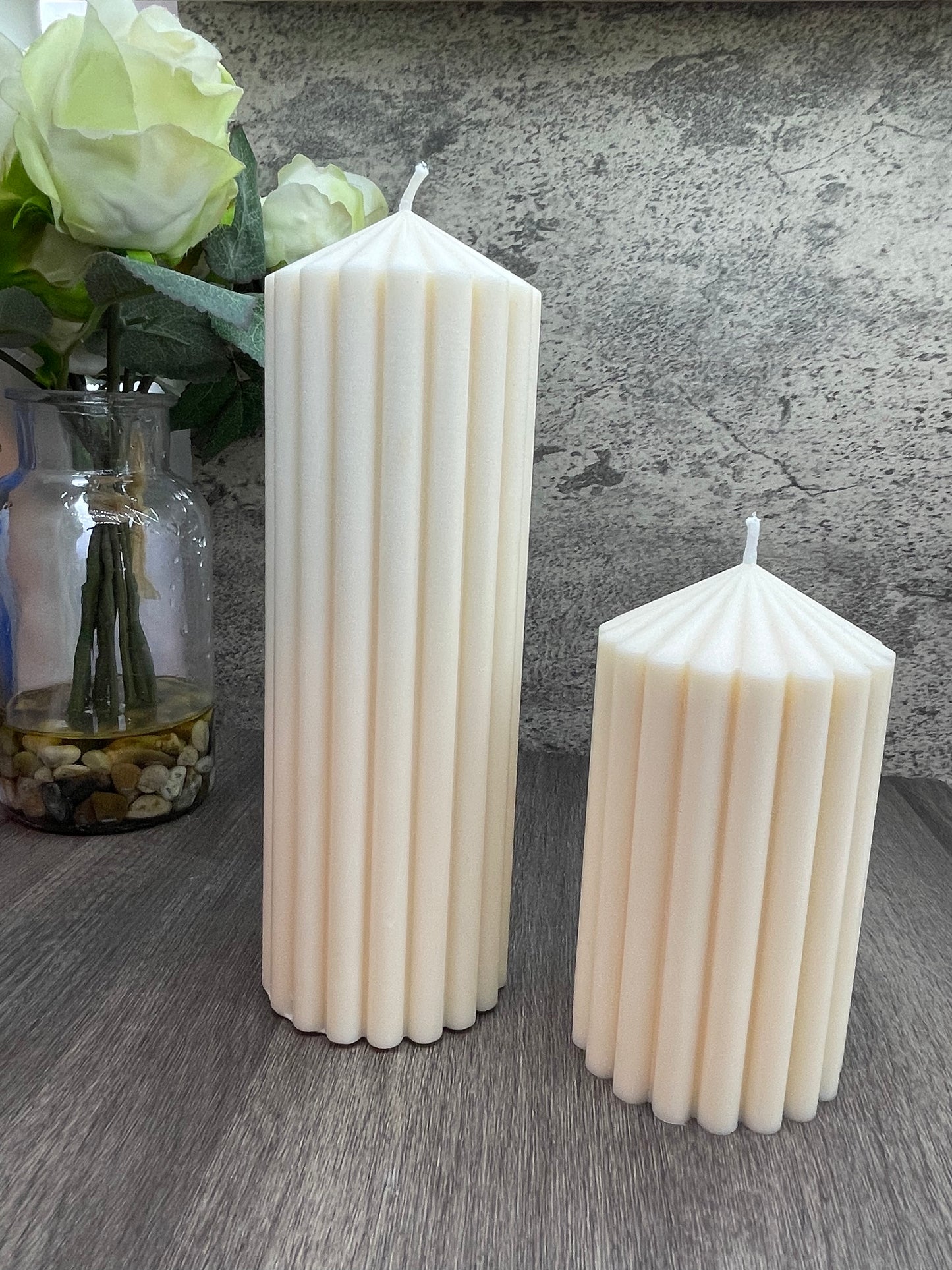 Modern Ribbed Pillar