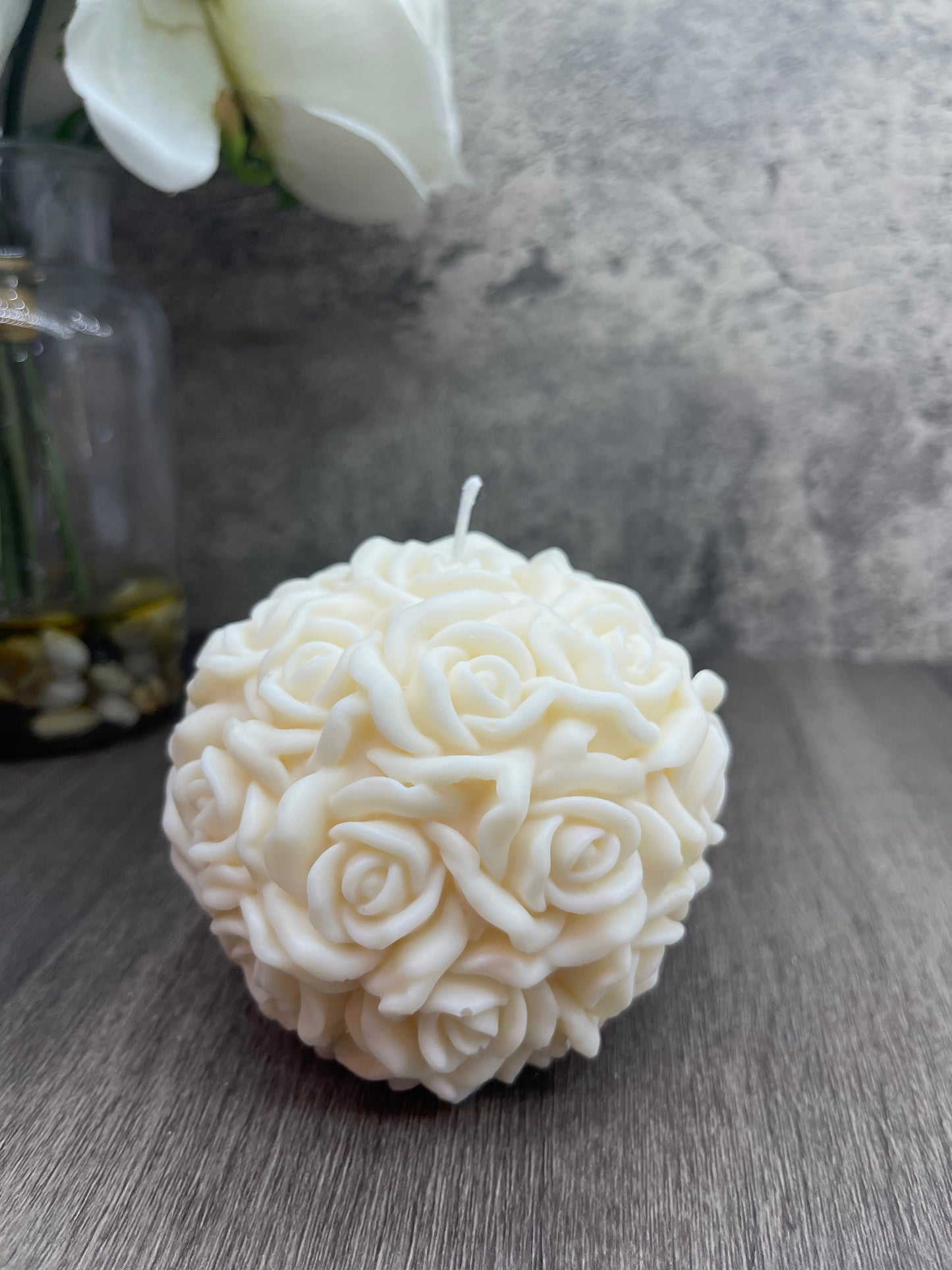 Large round Rose Ball