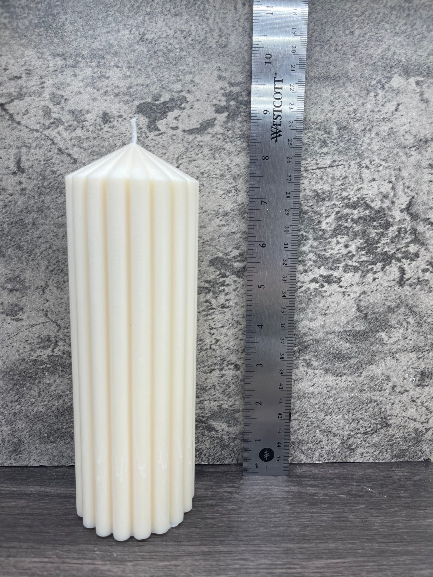 Modern Ribbed Pillar