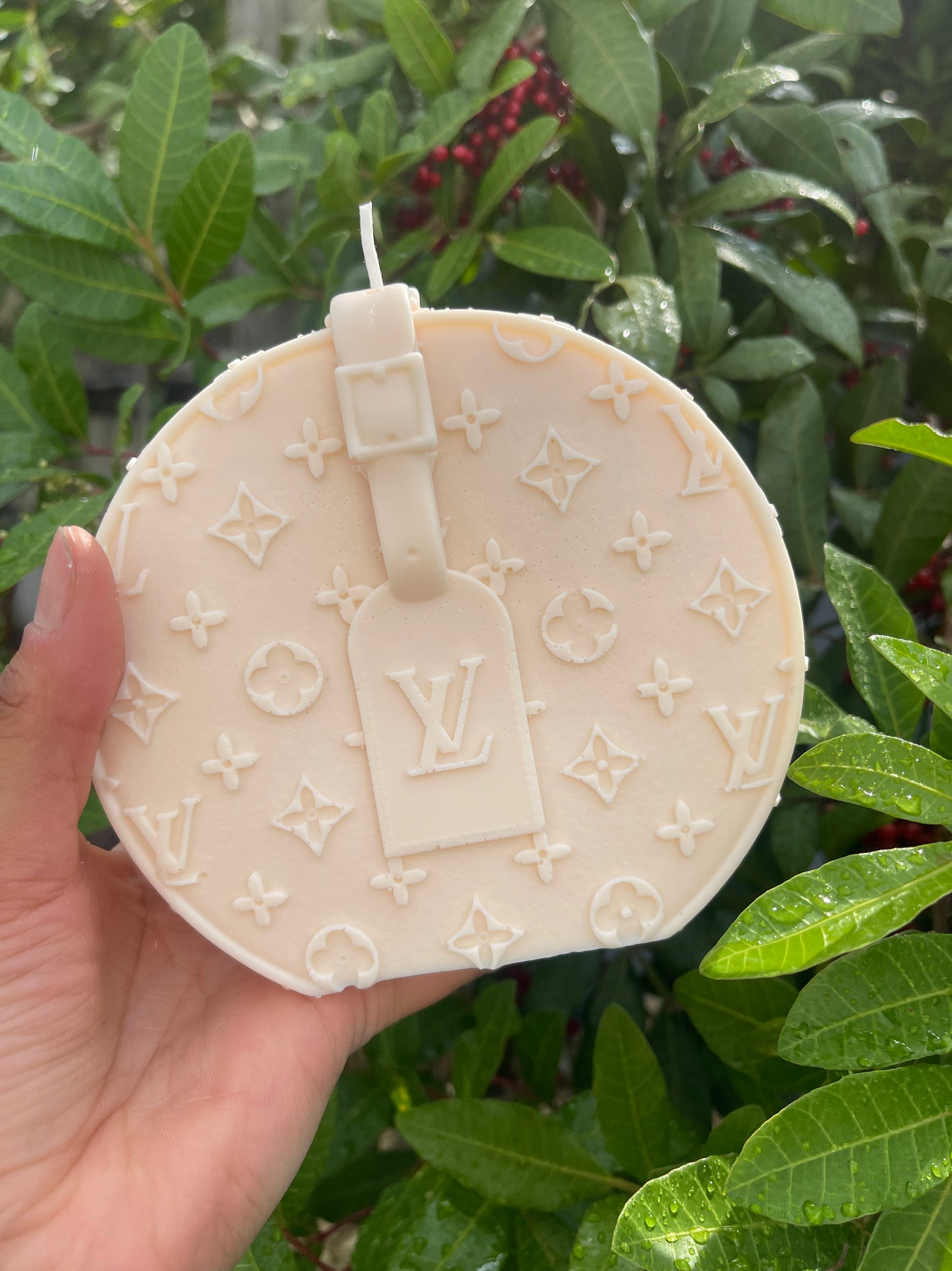 Round LVT Inspired purse (round)